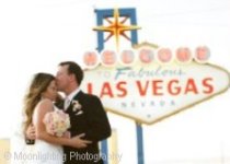 index-wedding-couple-vegas.jpg