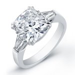 321c25026b3b66250e32cbbb695db893--cushion-cut-engagement-rings-diamond-engagement-rings.jpg